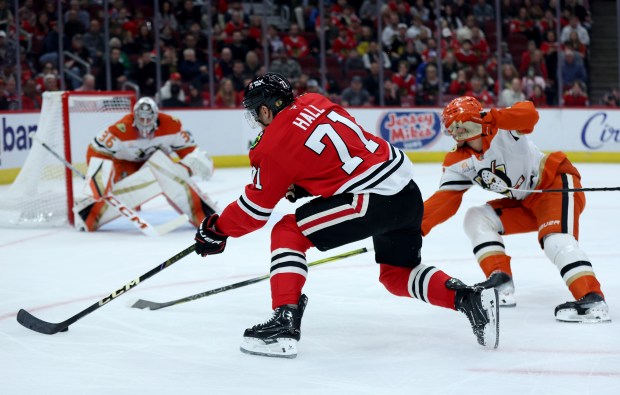 Chicago Blackhawks left wing Taylor Hall (71) makes a move toward the gaol in the first period of a game against the Anaheim Ducks at the United Center in Chicago on Nov. 19, 2024. (Chris Sweda/Chicago Tribune)