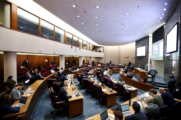 Members of the Chicago City Council attend a council meeting on Oct. 22, 2024. (Chris Sweda/Chicago Tribune)