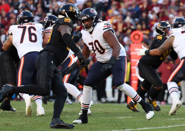 Bears left tackle Braxton Jones (70) blocks in the first quarter against the Commanders on Oct. 27, 2024, at Northwest Stadium in Landover, Md. (Brian Cassella/Chicago Tribune)