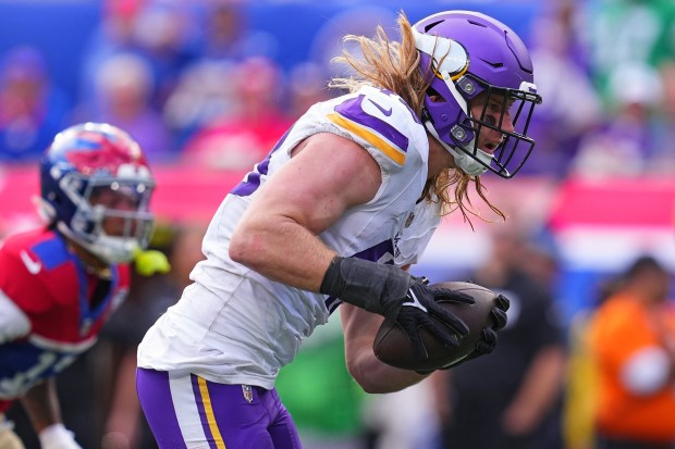 Vikings outside linebacker Andrew Van Ginkel intercepts a pass and scores a touchdown against the Giants on Sept. 8, 2024 in East Rutherford, N.J. Van Ginkel leads the Vikings with eight sacks. (Mitchell Leff/Getty)