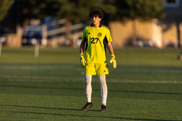 Lemont's keeper Adrian Lisowski (27) during the Windy City Ram Classic semifinals at Reavis against Marist in Burbank on Tuesday, Sept. 3, 2024. (Vincent D. Johnson / Daily Southtown)