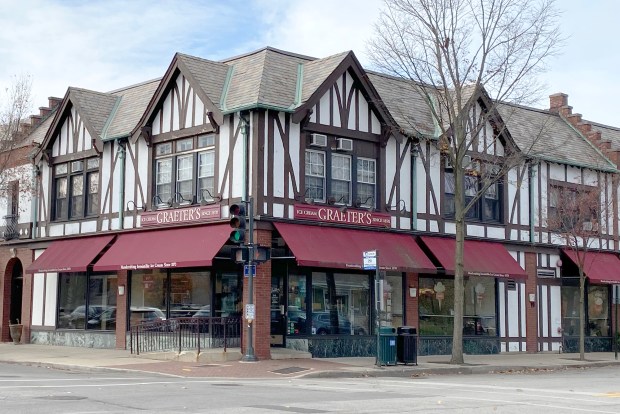 Stop for ice cream at Graeter's, 940 Green Bay Road, Winnetka, and retrace Kevin McCallister's steps in "Home Alone" through Hubbard Woods Park across the street.