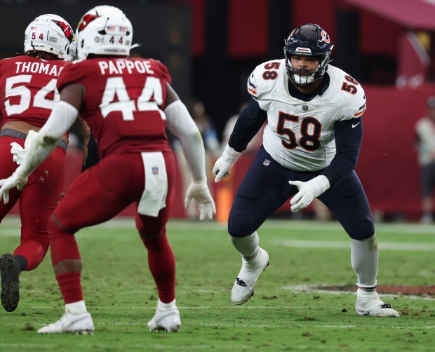 Bears offensive tackle Darnell Wright (58) blocks in the second quarter against the Cardinals on Nov. 3, 2024, at State Farm Stadium in Glendale, Ariz. (Brian Cassella/Chicago Tribune)