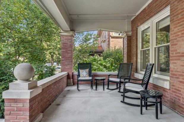 This six-bedroom, six-and-a-half-bath home in the Kenwood Historic District recently went on the market for almost $3.9 million. (VHT Studios)