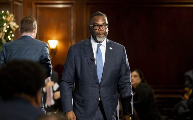 Mayor Brandon Johnson appears at the City Club of Chicago on Dec. 3, 2024. Johnson revealed his goal for the city to have fewer than 500 homicides next year. "Yes, we have work to do, but in 2025 we have the opportunity for the first time in over a decade to have less than 500 homicides," Johnson said. (Brian Cassella/Chicago Tribune)