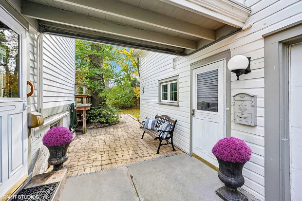 This four-bedroom Victorian house at 326 Ridge Ave. in Winnetka has a two-story coach house as well as a walk-up attic and an unfinished basement. (Petr Poliak, VHT)