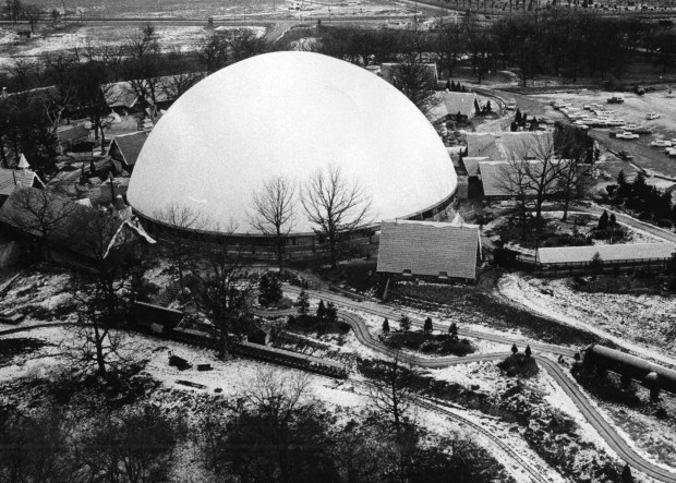 An aerial view of the 87-foot tall Polar Dome at Santa's Village on the day it was inflated. It was the largest inflatable dome in the world and covered a 4,000 seat stadium complete with an ice rink, according to the park's web site. The dome was ripped apart by a storm a few years later and was eventually replaced with a flat roof. (Chicago Tribune archive photo)