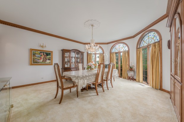 Oak Brook 7-bedroom home with 2-story marble foyer: $2.3M (SudoStudio)