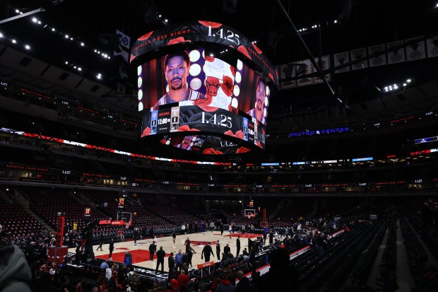 The United Center in Chicago is set for Derrick Rose Night before a game between the Chicago Bulls and the New York Knicks on Jan. 4, 2025. The Bulls have announced that Rose's #1 jersey will be retired during the 2025-26 season. (Chris Sweda/Chicago Tribune)