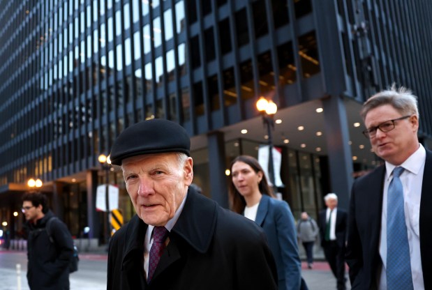 Former House Speaker Michael Madigan leaves the Dirksen U.S. Courthouse in Chicago at the end of the day as his corruption trial continues on Jan. 29, 2025. (Chris Sweda/Chicago Tribune)