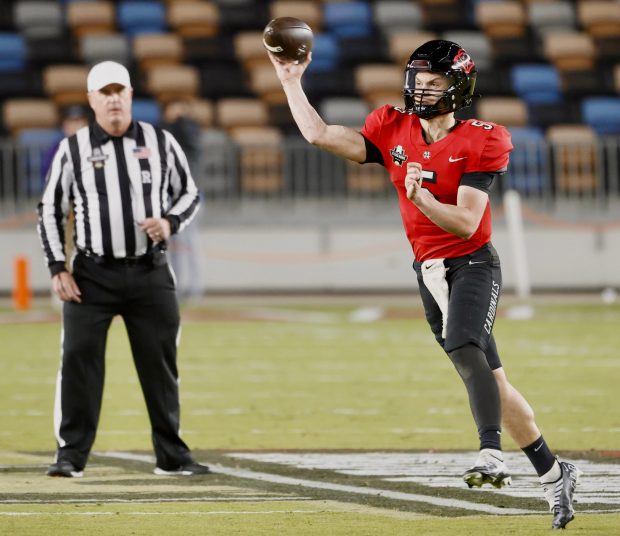 North Central College quarterback Luke Lehnen throws a pass against Mount Union during the Stagg Bowl in Houston on Sunday, Jan. 5, 2025. (Steve Woltmann / NCC)