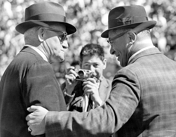 Bears coach George Halas and Packers coach Vince Lombardi at Lambeau Field in 1964.