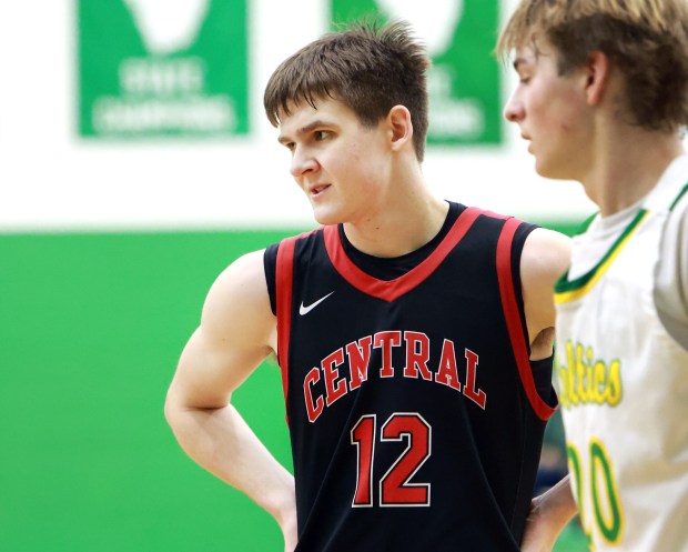 Lincoln-Way Central's Logan Baechtold during the basketball game against Providence in New Lenox on Saturday, Jan. 4, 2025. (James C. Svehla / for the Daily Southtown)