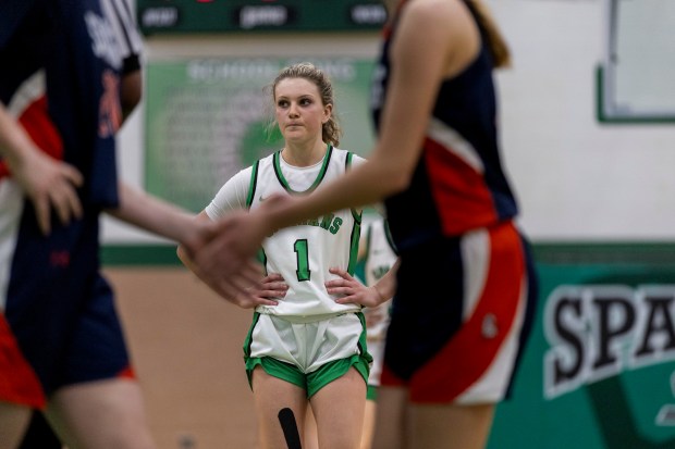 Oak Lawn's Teagan Krzystof (1) waits to shoot a free throw after being fouled on a three-point attempt by Stagg during a nonconference game in Oak Lawn on Saturday, Jan. 4, 2025. (Vincent D. Johnson / for the Daily Southtown)