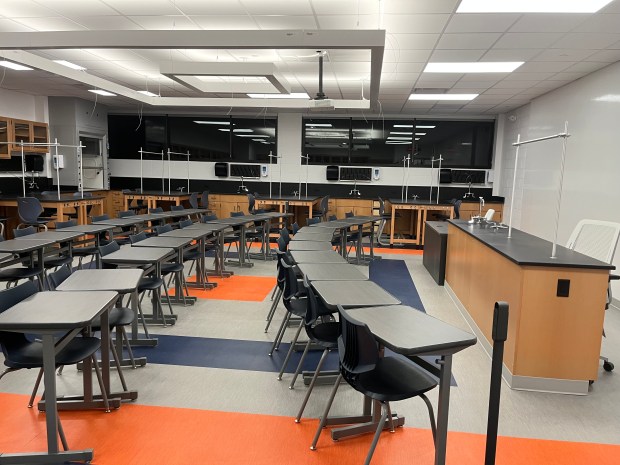 One of the four new science lab classrooms at Stagg High School on Jan. 6, 2025. (Olivia Stevens/Daily Southtown)