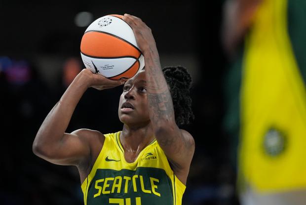 Storm guard Jewell Loyd shoots a free throw against the Sky on May 28, 2024, at Wintrust Arena. (Erin Hooley/AP)