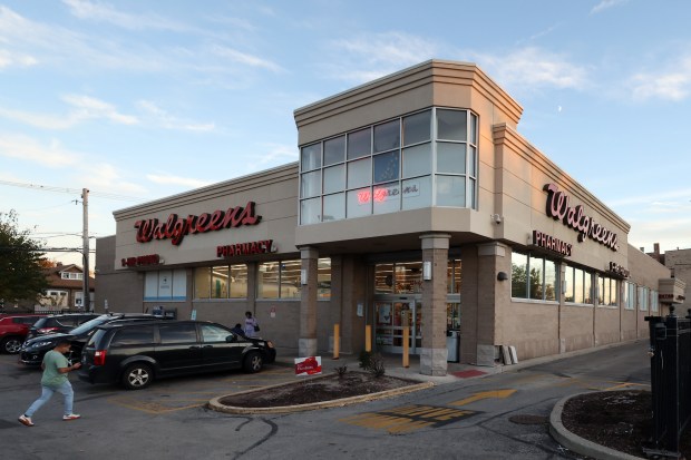 The Walgreens at 71st Street and Western Avenue in Chicago on Nov. 8, 2024. It's one of five Walgreens stores that are closing on Chicago's South and West sides. (Terrence Antonio James/Chicago Tribune)