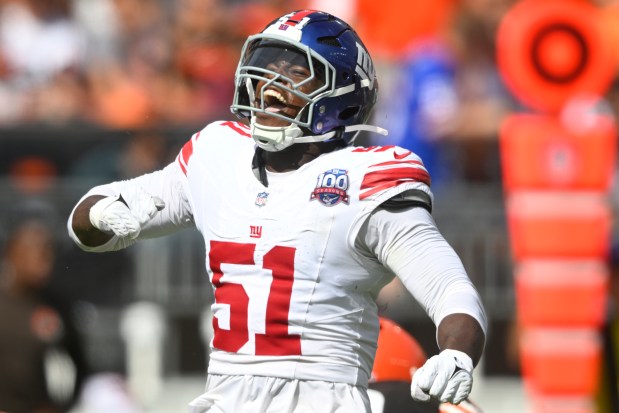 Giants linebacker Azeez Ojulari celebrates during a game against the Browns on Sept. 22, 2024 in Cleveland. (David Richard/AP)