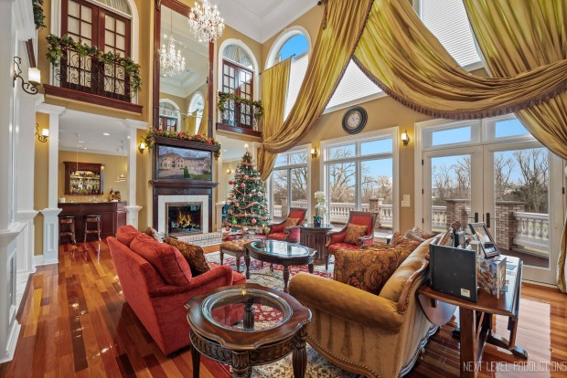 Naperville 5-bedroom home with dual cherrywood staircases: $2M (Bob Lisberg/Next Level Productions)