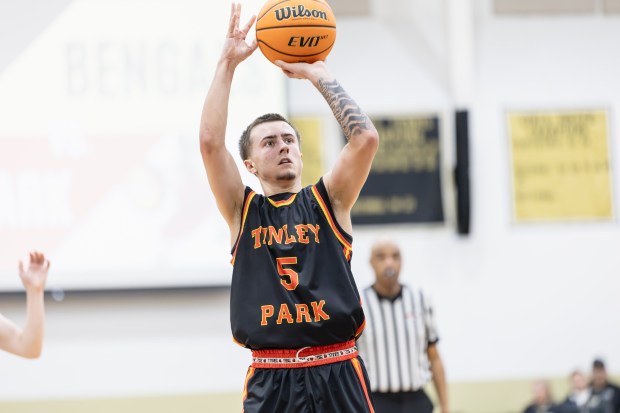 Tinley Park's Nolan Maciejewski (5) shoots a free throw against Oak Forest during an SSC game in Oak Forest on Friday, Jan. 31, 2025. (Troy Stolt / for the Daily Southtown)