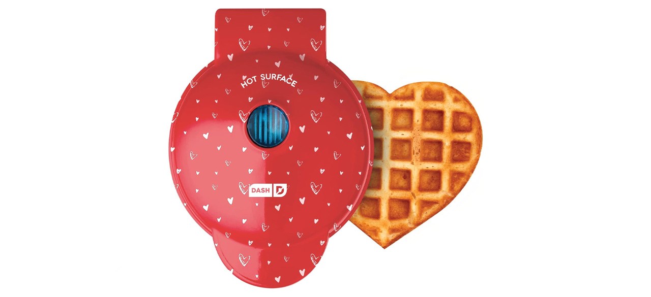 Dash Heart-Shaped Waffle Maker