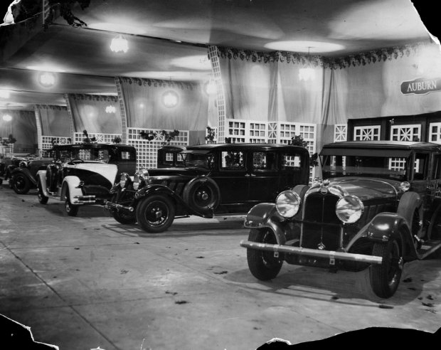 A glimpse at the display of cars at the national automobile show opening on Jan. 28, 1928, at the Coliseum. Other cars can be seen at the Drake and Stevens Hotels in Chicago. (Chicago Herald and Examiner) 