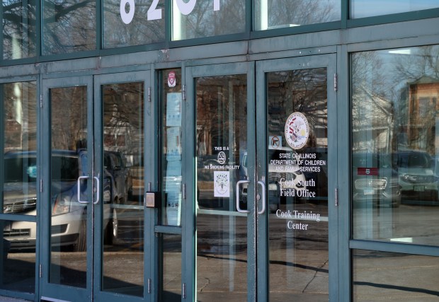 The Illinois Department of Children and Family Services office building at 6201 S. Emerald Drive on Jan. 17, 2025. (Terrence Antonio James/Chicago Tribune)