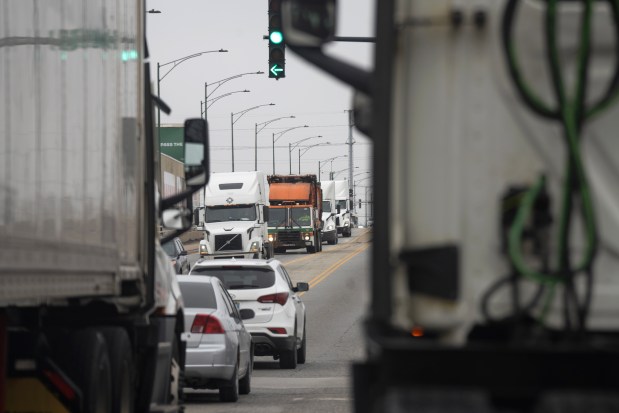 Heavy traffic at 41st and Pulaski in the Archer Heights neighborhood on March 27, 2024. (E. Jason Wambsgans/Chicago Tribune)