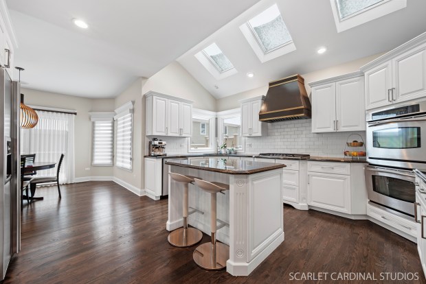 Naperville 5-bedroom home with fully finished English basement: $1.6M (Emilie Procsal/Scarlet Cardinal Studios)