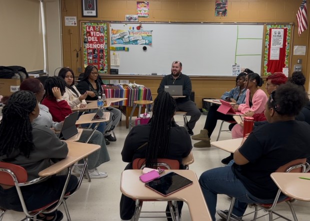 Jordan Oliva leads a discussion with his foundations to teaching class, which prepares students for a career in education. Oliva qualified as a finalist for the 2025 Golden Apple Award for Excellence in Teaching for his work at Thornton Fractional South High School. (Jordan Oliva)