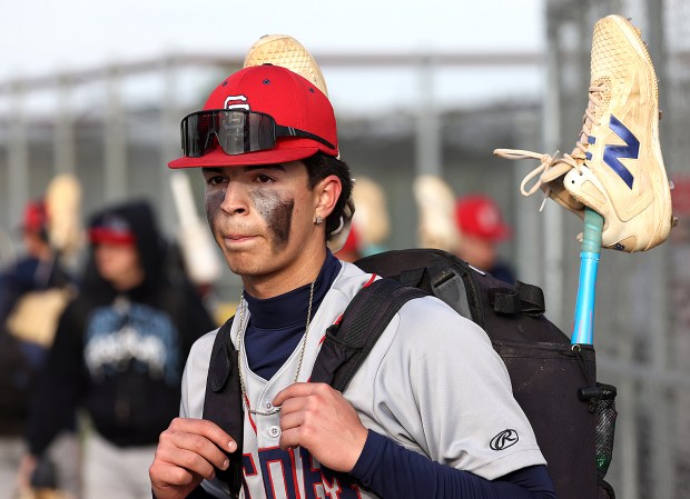 South Elgin's Zacharia Barkho (7)pitched a shutout and scored the only run against Bartlett during an Upstate Eight Conference game in Bartlett on Monday, May 19, 2025.(H. Rick Bamman/The Beacon-News)