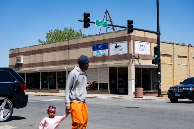 A WIC building at 11255 S. Michigan Ave. on May 11, 2025, in Roseland that U.S. Rep. Jonathan Jackson owns with Elzie Higginbottom. (Brian Cassella/Chicago Tribune)
