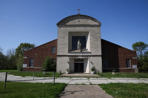 Iglesia de St. Mary de la Asunción en el barrio de Riverdale, Chicago, el 8 de mayo de 2025. El recién elegido Papa León XIV asistió a la iglesia de St. Mary. (Eileen T. Meslar/Chicago Tribune)