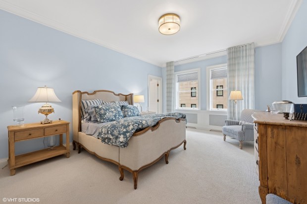 This five-bedroom, four-and-a-half bath home in the Gold Coast neighborhood recently went on the market for $3.2 million. (Petr Poliak/VHT)