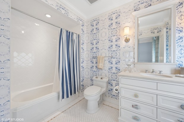 This five-bedroom, four-and-a-half bath home in the Gold Coast neighborhood recently went on the market for $3.2 million. (Petr Poliak/VHT)