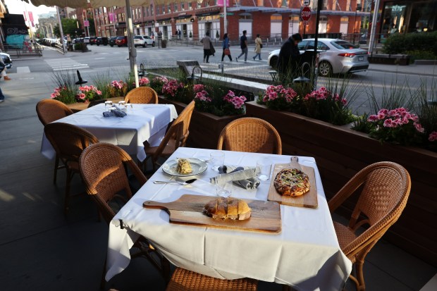 Outdoor seating at il Carciofo in Chicago's Fulton Market, May 23, 2025. (Chris Sweda/Chicago Tribune)