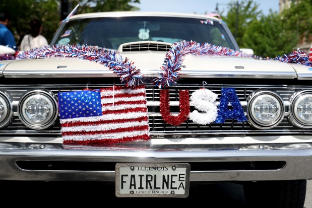 A vintage Ford Fairlane 500 at the McKinley Park Memorial Day parade, May 26, 2025. (Antonio Perez/Chicago Tribune)