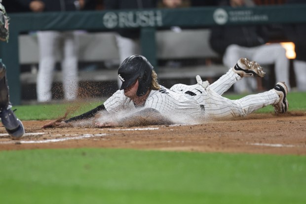 Chase Meidroth #10 of the Chicago White Sox scores during the third inning against the Seattle Mariners at Rate Field on May 20, 2025 in Chicago, Illinois. (Photo by Geoff Stellfox/Getty Images)