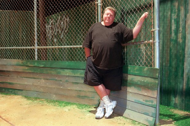 Actor George Wendt is on the set of Rounding Third at the North Shore Center for the Performing Arts in Skokie on Oct. 3, 2002. (Leigh Daughtridge/for the Chicago Tribune)