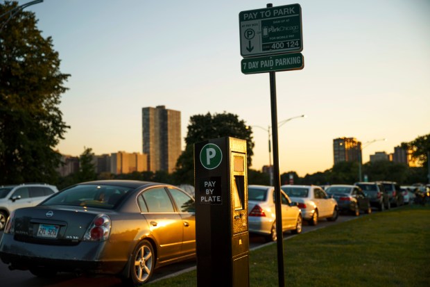 A parking meter sits near Montrose Harbor on Aug. 10, 2022. (Armando L. Sanchez/Chicago Tribune)