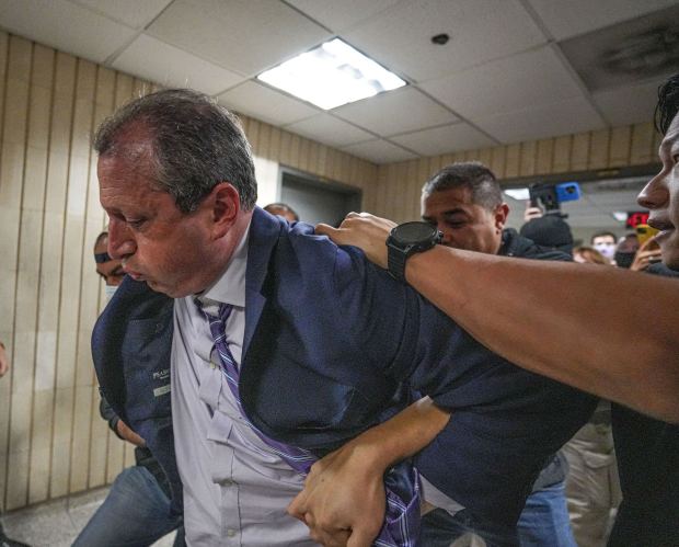 New York City mayoral candidate Brad Lander is arrested by ICE agents in Lower Manhattan on Tuesday, June 17, 2025. (Dean Moses / AMNY)