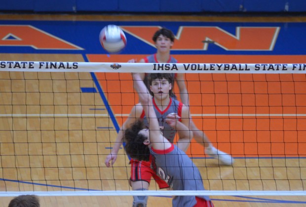 Marist's Jacob Finley, middle, watches Christian Teresi try to catch up with an attack against Lake Park during a state quarterfinal match in Hoffman Estates on Friday, June 6, 2025. (Jeff Vorva / Daily Southtown)
