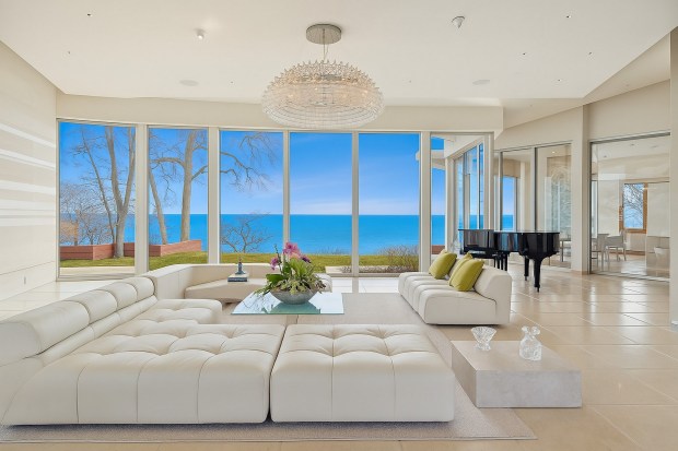 This nine-bedroom, eight-and-a-half bath home in Highland Park was recently listed for nearly $7 million. (Joe Compean/VHT)