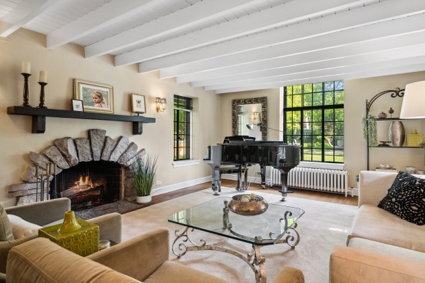 This four-bedroom home at 505 Jackson Ave. in Glencoe has a bedroom with a play space and a painted ceiling. (Brad Schade)